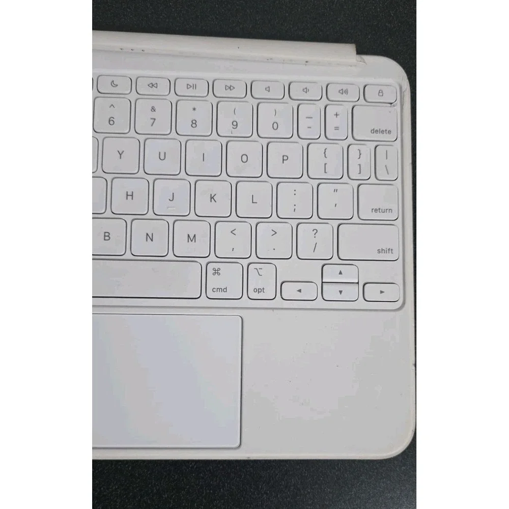 Apple Magic Keyboard for iPad 10th Gen. US English‎ EUC